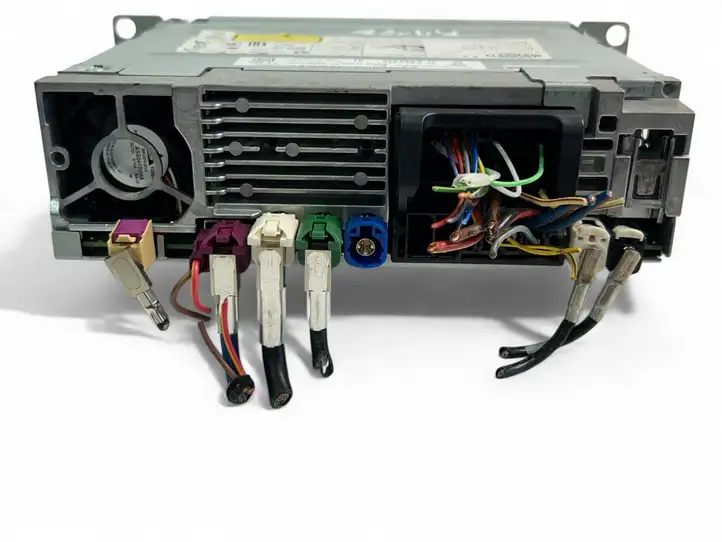 BMW 3 F30 F35 F31 (2012 - 2018)  6840415 Радио/ проигрыватель CD/DVD / навигация