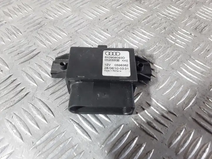 Audi A4 S4 B8 8K (2007 - 2011) 8K0906093D Реле насоса горючего — фото 1