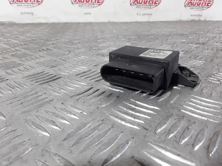 Audi A4 S4 B8 8K (2007 - 2011) 8K0906093D Реле насоса горючего — фото 3