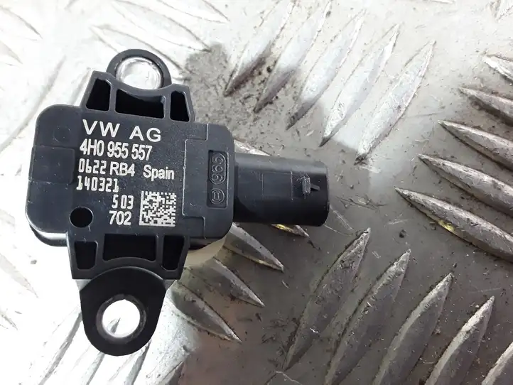 Audi A6 C7 (2011 - 2014) 4H0955557 Датчик удара SRS — фото 2