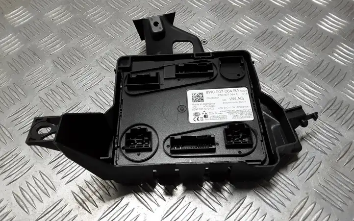 Audi A4 S4 B9 (2015 - 2019) 8W0907064BA Модуль комфорта — фото 1