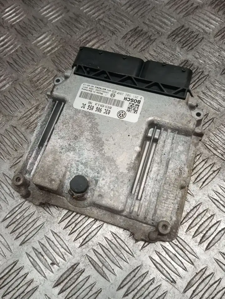 Volkswagen PASSAT B6 (2005 - 2010) 03C906056DC Блок управления двигателем (ЭБУ) — фото 1