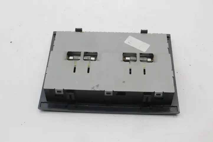 BMW 7 E65 E66 (2001 - 2008)  6964036 Другая деталь салона