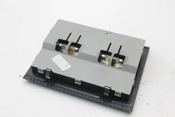 BMW 7 E65 E66 (2001 - 2008)  6964036 Другая деталь салона