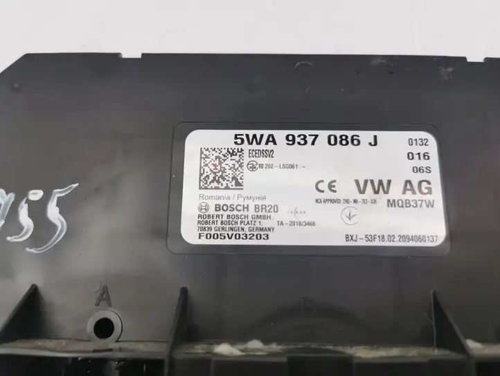 Volkswagen Golf VIII (2019 - ) 5WA937086J Модуль комфорта — фото 3