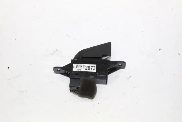 Chevrolet Orlando (2010 - 2015) Кнопка ESP — фото 2