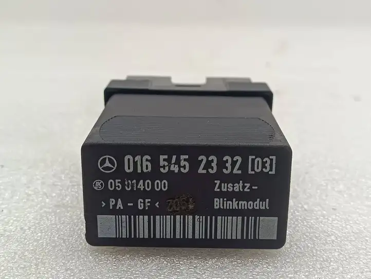 Mercedes-Benz Sprinter W901 W902 W903 W904 (1995 - 2007) 0165452332 Другое реле — фото 4