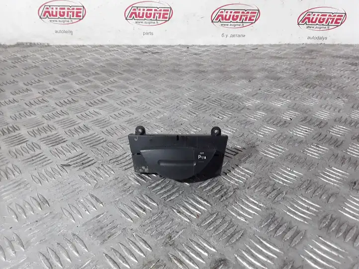 Mercedes-Benz E W211 (2002 - 2009) 2118213058 Кнопка парктроника — фото 1