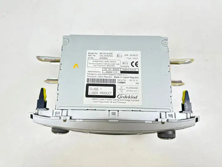 Toyota Verso (2009 - 2012) 861200F090 Магнитола / мультимедийная система — фото 2