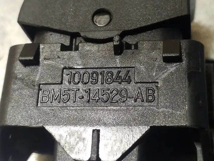 Ford Kuga II (2013 - 2019) BM5T14529AB Кнопка стеклоподъемников — фото 5