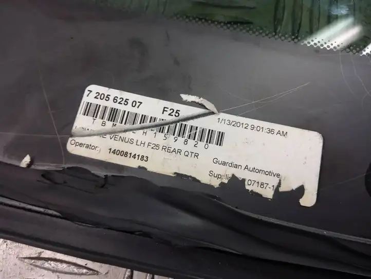BMW X3 F25 (2010 - 2017) 7205625 Заднее боковое стекло — фото 4