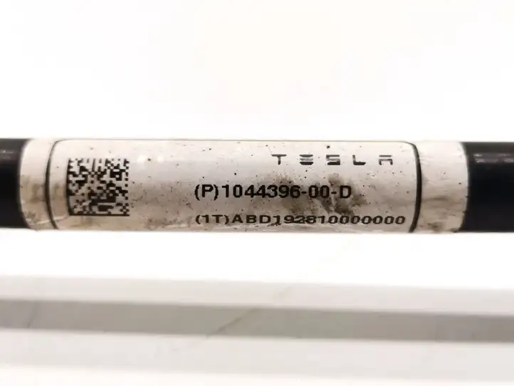 Tesla Model 3 (2017 - 2023) 1044396-00-D Стойка стабилизатора — фото 3