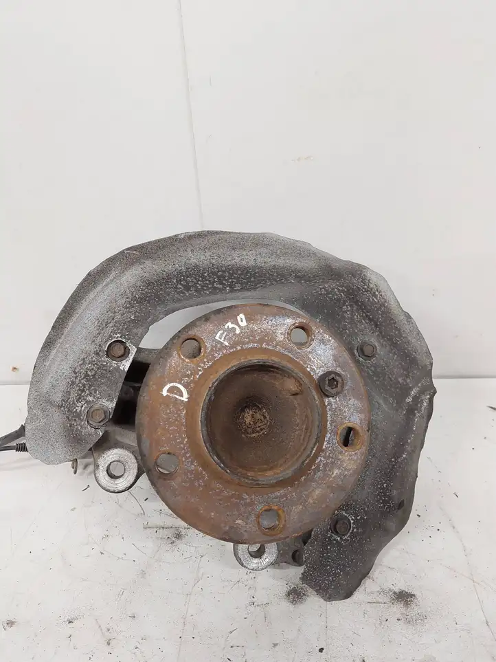 BMW 3 F30 F35 F31 (2012 - 2018) 19878810 Ступица колеса — фото 1