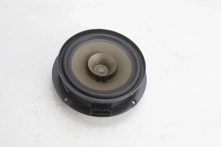 Volkswagen Amarok (2016 - 2023) 2H0035453B Динамики задних дверей — фото 1