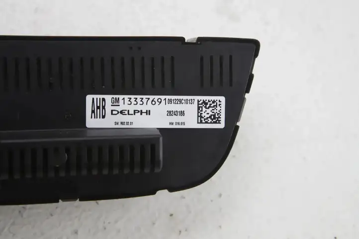 Opel Astra (2009 - 2012)  13337691 Блок управления кондиционера воздуха / климата/ печки (в салоне)