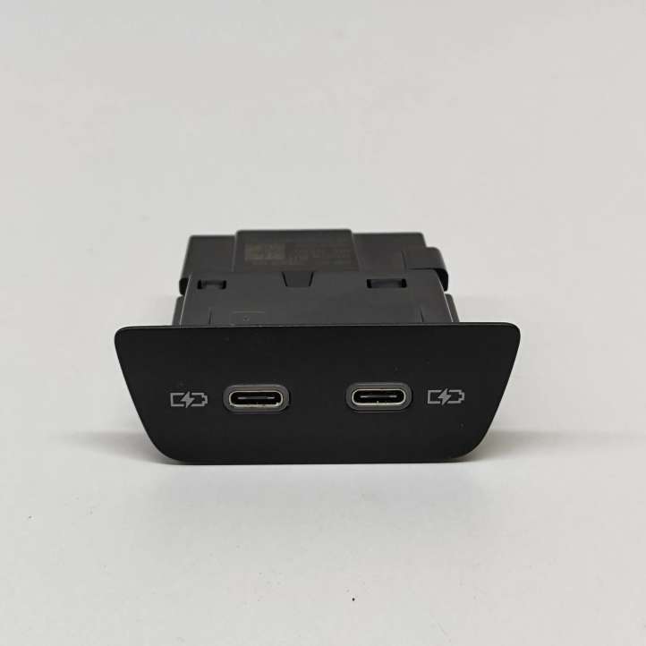 2G6035954 Volkswagen ID.3 USB jungtis