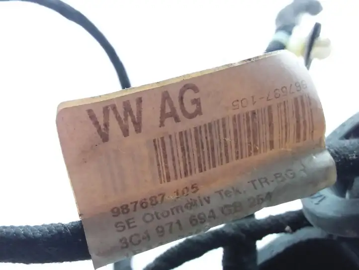 Volkswagen PASSAT B6 (2005 - 2010) 3C4971694GB Прочая электропроводка — фото 3