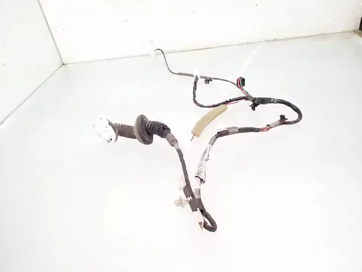 Toyota RAV 4 (XA30) (2006 - 2016) 8215342100D Проводка задней двери — фото 3