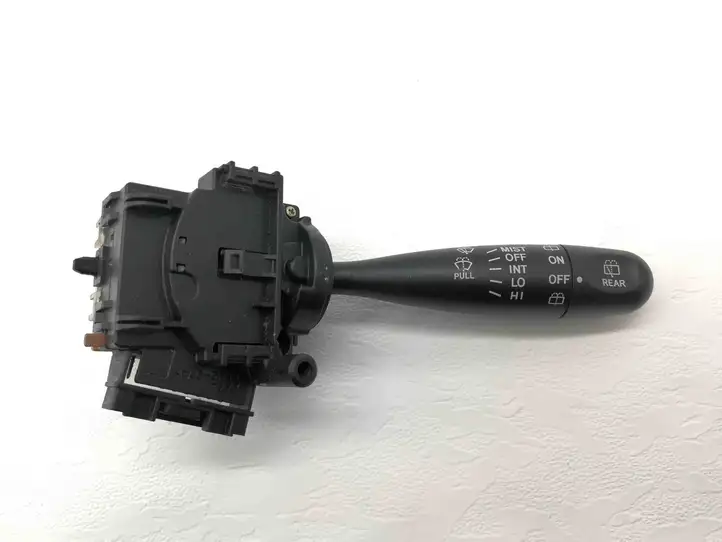 Toyota Yaris (1999 - 2003) 173647 Включатель скорости стеклоочистителей — фото 1