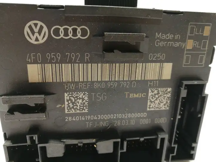 Audi A5 8T 8F (2007 - 2011) 4F0959792R Блок управления дверью — фото 3