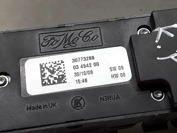 Volvo V70 (2007 - 2013) 30773269 Кнопка стеклоподъемников — фото 3
