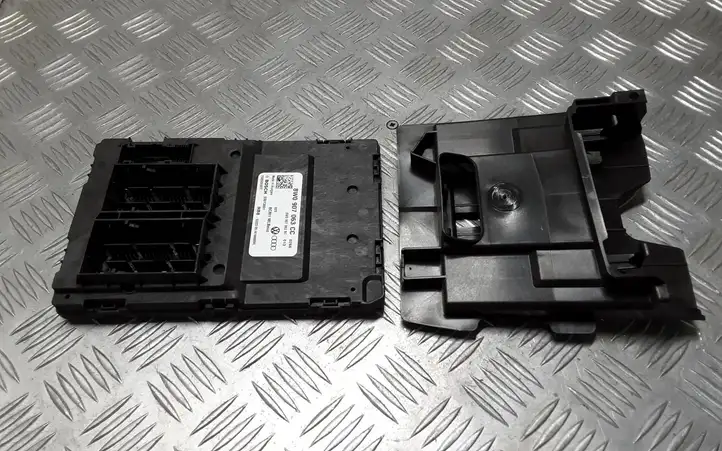 Audi A4 S4 B9 (2015 - 2019) 8W0907063CC Модуль комфорта — фото 2