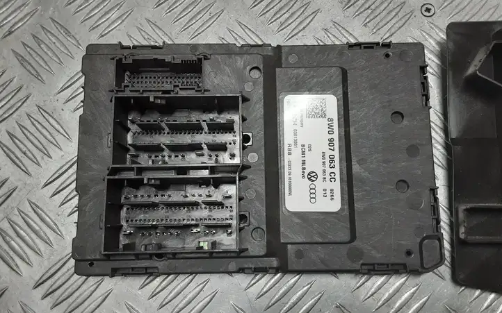 Audi A4 S4 B9 (2015 - 2019) 8W0907063CC Модуль комфорта — фото 3