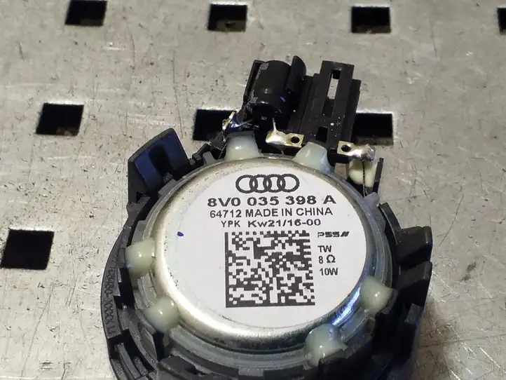 Audi A3/S3 8V (2016 - 2020) 8V0035398A Твитер задних дверей — фото 3