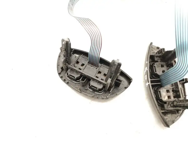 Citroen Xsara Picasso (1999 - 2012) Кнопки на рулевом колесе — фото 5