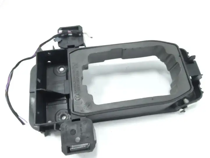 Volkswagen Golf VII (2013 - 2019) 5G0863525A Прочие детали салона — фото 1