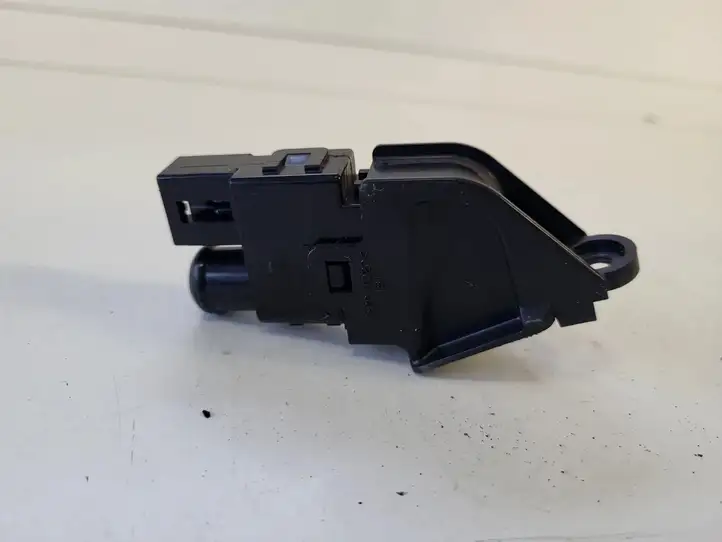 Lexus RX 330 - 350 - 400H (2006 - 2009) Датчик температуры воздуха в салоне — фото 2