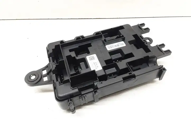 BMW 3 F30 F35 F31 (2012 - 2018) 9261111 Блок предохранителей — фото 2