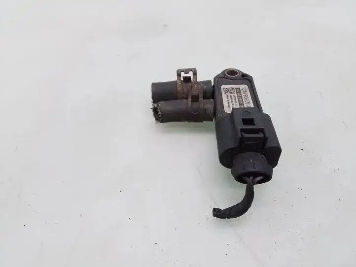 Volkswagen Transporter-Caravelle (2003 - 2009)  076906051A Датчик давления выхлопного газа