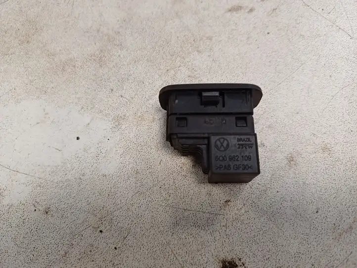 Volkswagen PASSAT B6 (2005 - 2010) 6Q0962109 Включатель сигнализации — фото 1