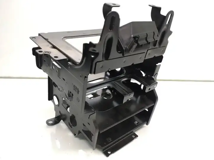 Audi A6 Allroad C6 (2006 - 2008) 4F0035209 Кронштейн усилителя звука — фото 3