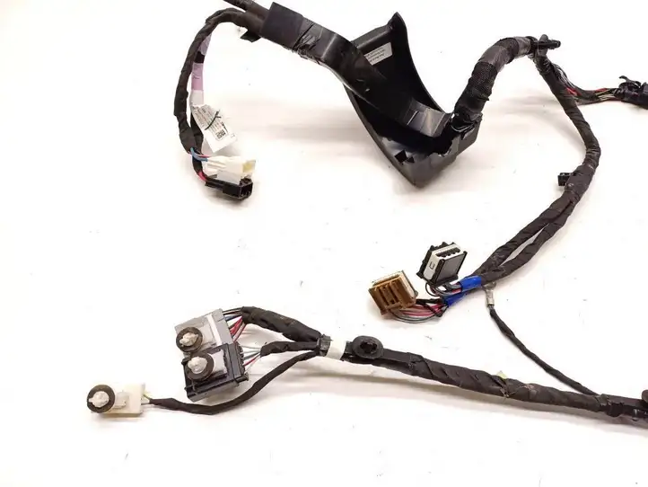 Tesla Model X (2015 - 2021) 1032881-70-F Прочая электропроводка — фото 4