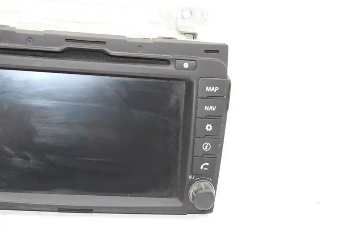 965603U500WK Магнитола / мультимедийная система — фото 3