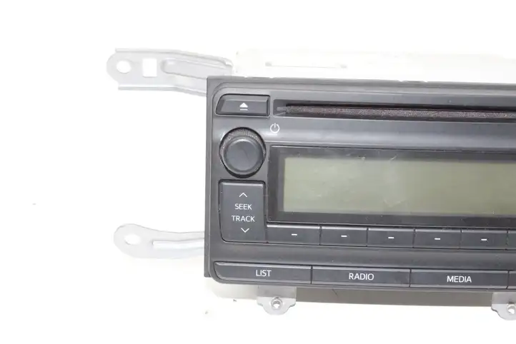 Toyota Avensis T250 (2006 - 2009) 8612005240 Магнитола / мультимедийная система — фото 2