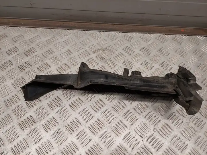 (2014 - 2018) 8U0821170 Накладка крыла — фото 3