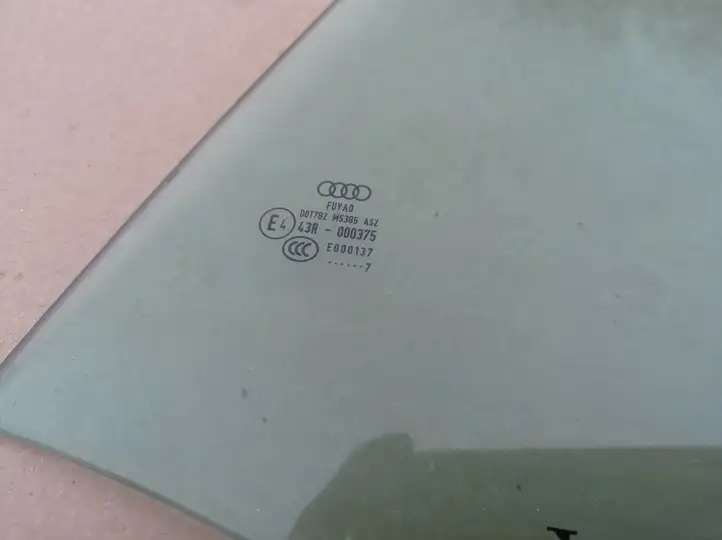 Audi S5 8T (2011 - 2016) 8W8845206 Стекло задней двери — фото 3