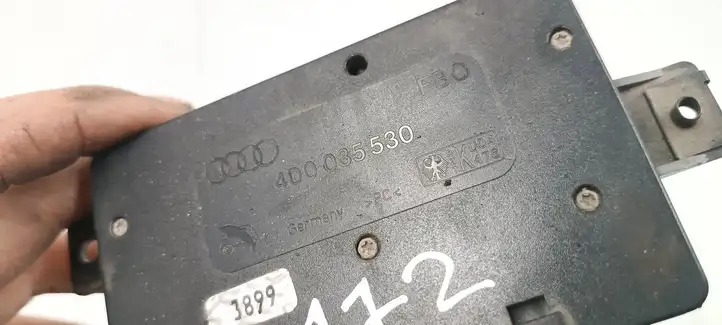 Audi A4 S4 B5 8D (1999 - 2001) 4D0035530 Усилитель антенны — фото 3