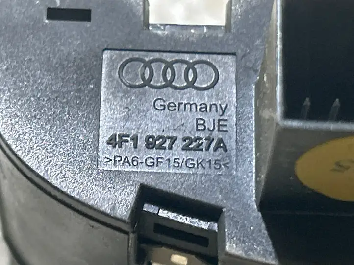 Audi A6 S6 C6 4F (2004 - 2008) 4F1927227A Другие включатели / ручки/ переключатели — фото 3