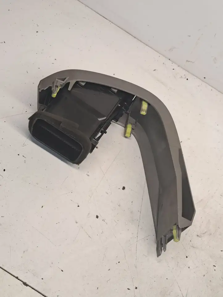 Toyota Prius (XW20) (2003 - 2009) 4554757021 Боковой воздушный дефлектор — фото 6
