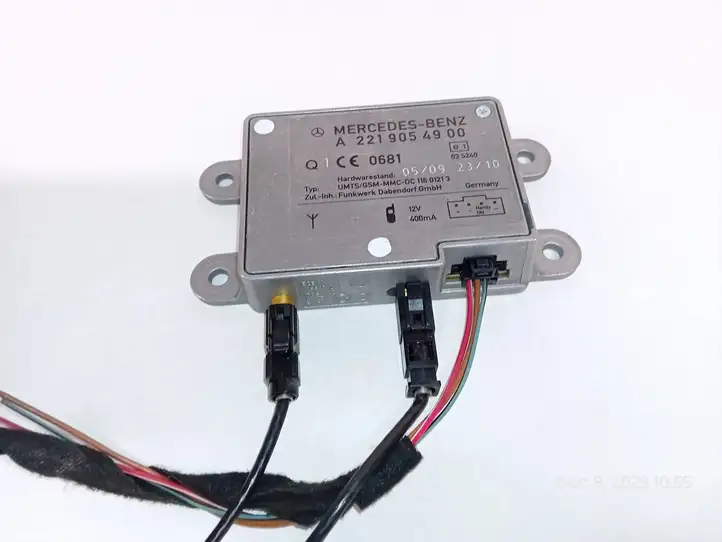 Mercedes-Benz GL X164 (2006 - 2012) A2219054900 Усилитель антенны — фото 4
