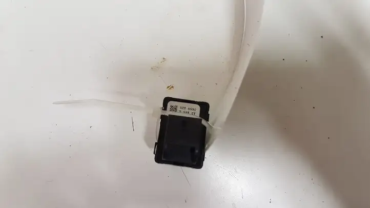 Audi A3/S3 8V (2012 - 2016) 8V0959 Кнопка стеклоподъемников — фото 3
