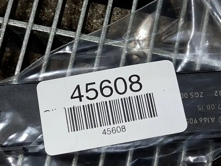 Mercedes-Benz B-class W246 (2014 - 2018) A1669051702 Усилитель антенны — фото 2