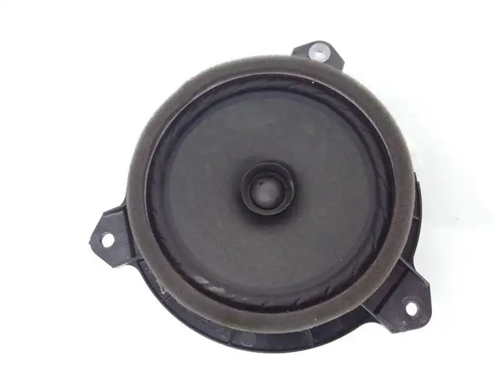 Toyota Yaris (2005 - 2009) 861600D190 Динамики задних дверей — фото 1
