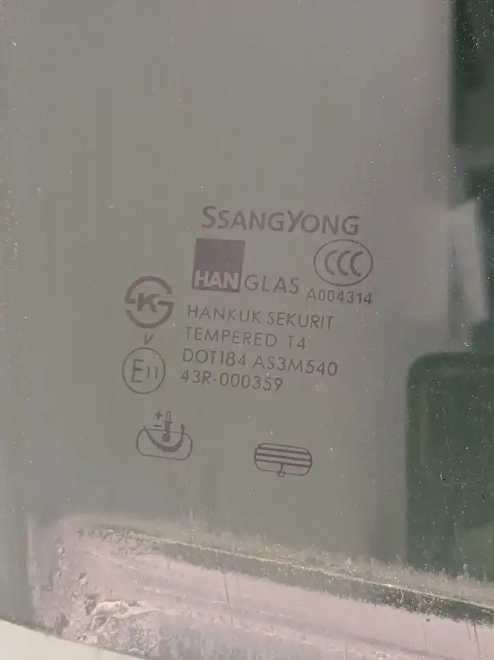 SsangYong Rexton (2001 - 2007) AS3 Стекло задней двери — фото 1