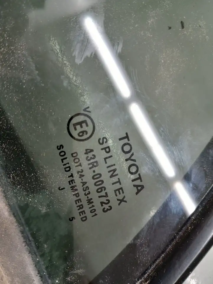 Toyota Avensis T250 (2006 - 2009) AS3 Форточка двери — фото 3