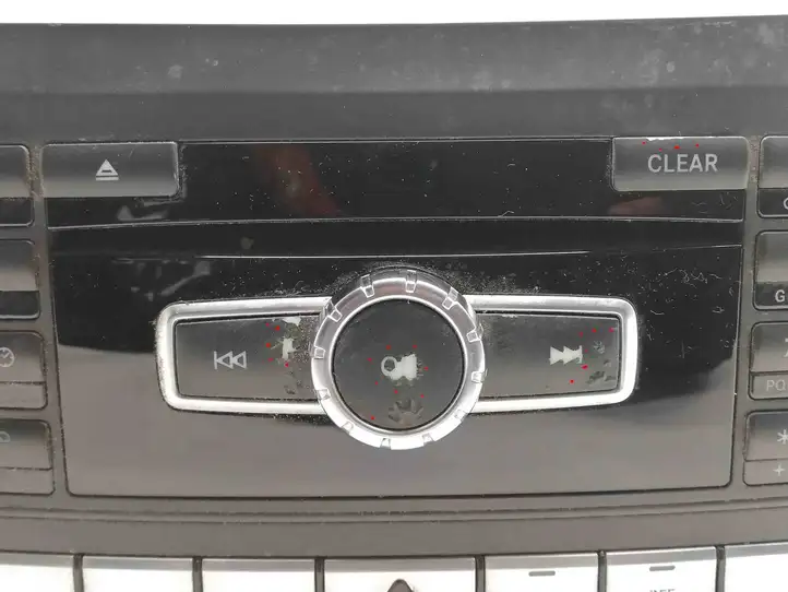Mercedes-Benz C W204 (2007 - 2014) A2049005410 Магнитола / мультимедийная система — фото 2